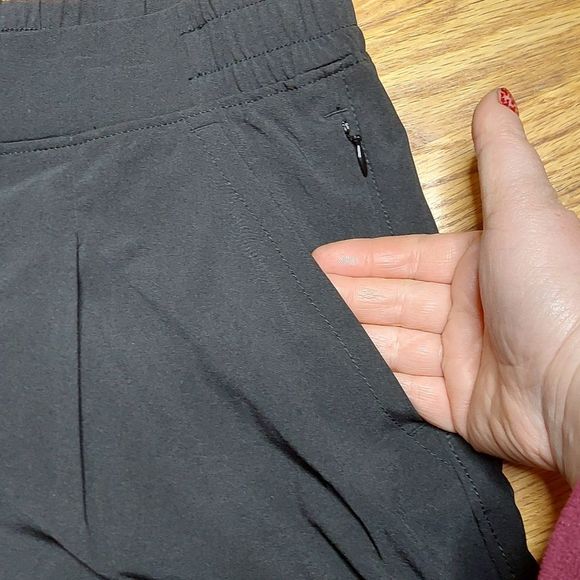 RBX Black Athletic Hiking Shorts with Pockets Large EUC - Picture 5 of 7